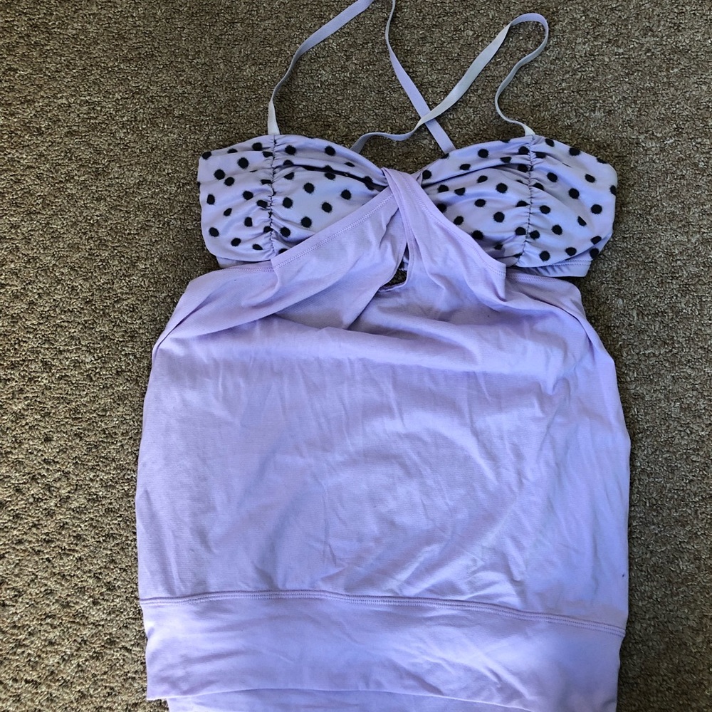 Lululemon top